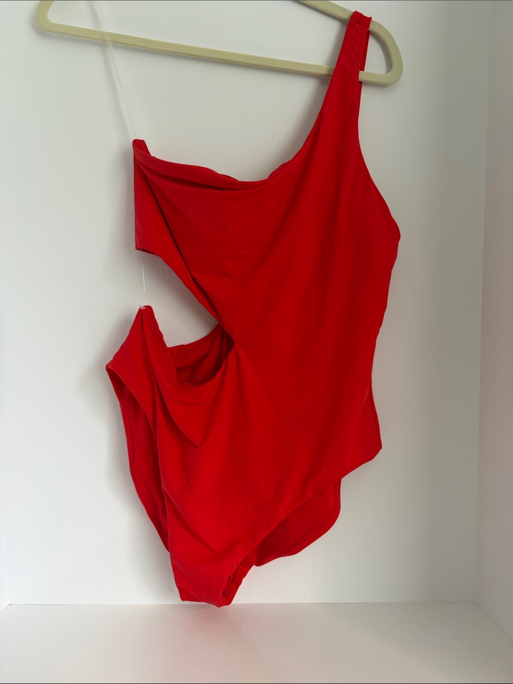 Aqua One-Shoulder Cut Out One Piece Swimsuit in Red  Sz XL NWT